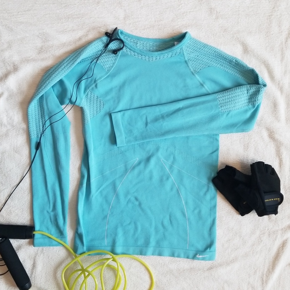 Nike workout shirt
